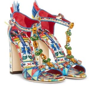 DOLCE & GABANNA unbeliveable Jewel for your feet